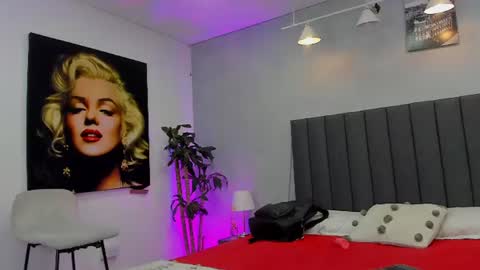 Snapshot of kendra_london chatting on July 2026 11:13:01 AM Kendra London online show from July 2026 11:13:01 AM