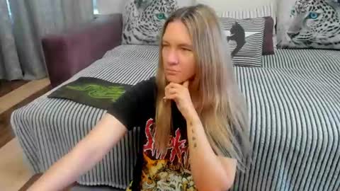 Snapshot of kendra_xx_ chatting on July 2026 12:39:02 AM Kendra online show from July 2026 12:39:02 AM