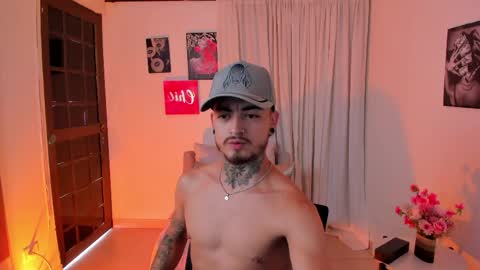 Snapshot of keneth_collins chatting on May 2026 12:55:02 PM keneth_collins online show from May 2026 12:55:02 PM
