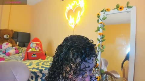 Snapshot of keniia_riizz chatting on May 2026 07:09:01 PM Kenia online show from May 2026 07:09:01 PM