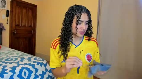 Snapshot of keniia_riizz chatting on July 2026 08:35:02 PM Kenia online show from July 2026 08:35:02 PM