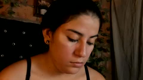 kenia walker  online show from July 2026 01:18:01 PM