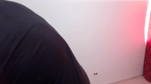 Snapshot of kennerfox77 chatting on December 2025 06:37:02 PM Kennfox777 online show from December 2025 06:37:02 PM