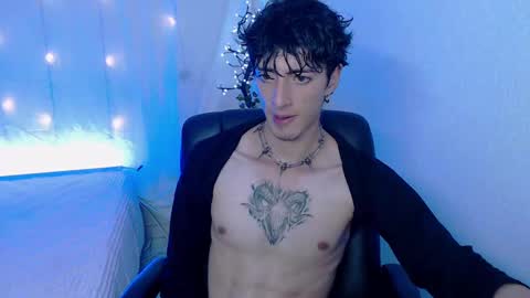 kenny online show from December 2024 05:52:01 PM