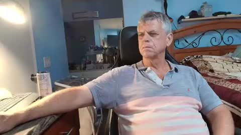 Snapshot of kent_ham chatting on July 2026 03:01:01 AM kent_ham online show from July 2026 03:01:01 AM