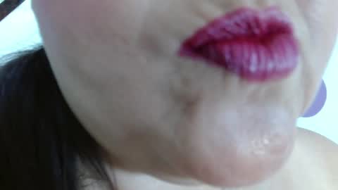 Snapshot of kerly_doll chatting on June 2026 07:51:02 PM K E R L Y online show from June 2026 07:51:02 PM