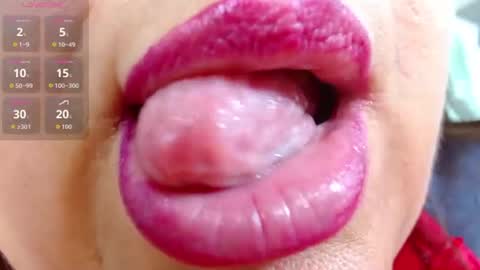 Snapshot of kerly_doll chatting on July 2026 03:41:01 AM K E R L Y online show from July 2026 03:41:01 AM