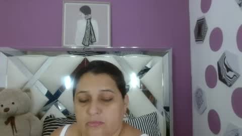 Snapshot of kerly_doll chatting on July 2026 11:28:02 AM K E R L Y online show from July 2026 11:28:02 AM
