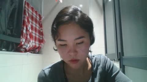 Snapshot of kerstinscotto chatting on November 2025 10:45:02 AM Jenny online show from November 2025 10:45:02 AM