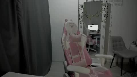 Snapshot of kesh_mne chatting on September 2025 03:45:01 PM kesh_mne online show from September 2025 03:45:01 PM