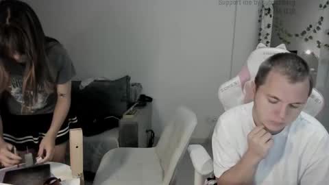 Snapshot of kesh_mne chatting on September 2025 05:25:01 PM kesh_mne online show from September 2025 05:25:01 PM