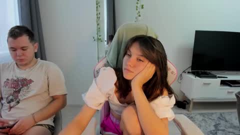 Snapshot of kesh_mne chatting on November 2025 11:03:01 AM kesh_mne online show from November 2025 11:03:01 AM