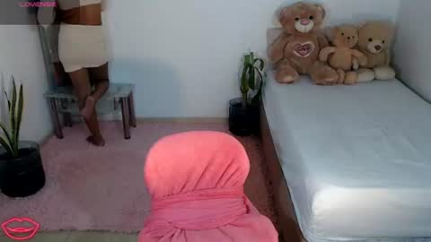 Mia  online show from July 2026 03:54:02 PM