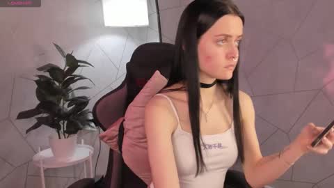 kessi_millis online show from February 2026 08:58:02 AM