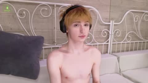 Kessy online show from June 2026 08:32:02 PM