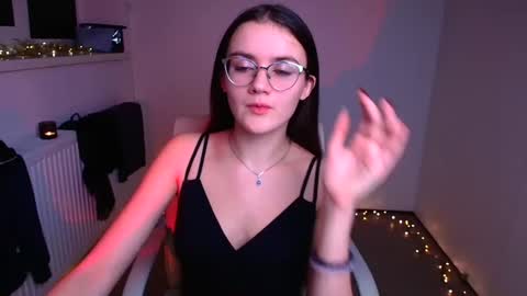 Ketrin online show from December 2024 11:18:02 PM