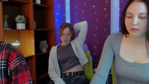 keuli_li online show from February 2026 07:34:01 AM