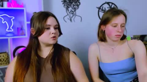 keuli_li online show from March 2026 08:04:01 PM