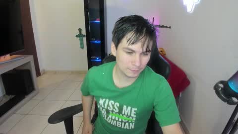Snapshot of kevin873s chatting on November 2025 11:49:02 PM Kevin online show from November 2025 11:49:02 PM