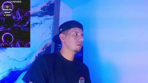Snapshot of kevin__max_ chatting on June 2026 03:08:02 AM Kev online show from June 2026 03:08:02 AM