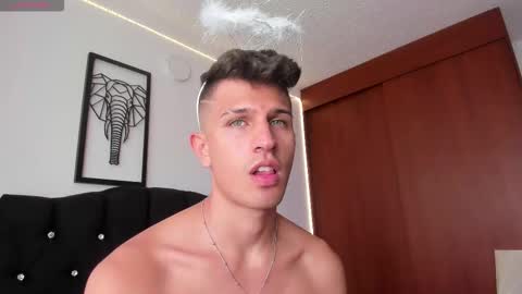 Kevin Ahs online show from October 2025 07:48:02 PM