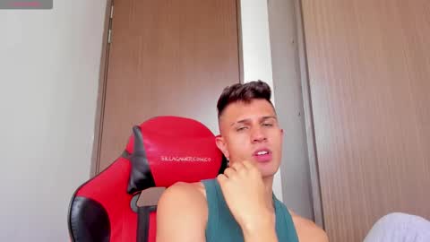 Snapshot of kevin_ahs1 chatting on March 2026 05:28:01 PM Kevin Ahs online show from March 2026 05:28:01 PM