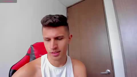 Snapshot of kevin_ahs1 chatting on March 2026 05:29:01 PM Kevin Ahs online show from March 2026 05:29:01 PM