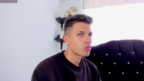 Snapshot of kevin_ahs1 chatting on April 2026 08:10:02 PM Kevin Ahs online show from April 2026 08:10:02 PM