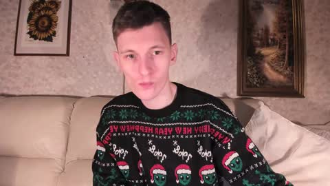 Snapshot of kevin_hornyyy chatting on January 2025 03:40:02 PM kevin online show from January 2025 03:40:02 PM