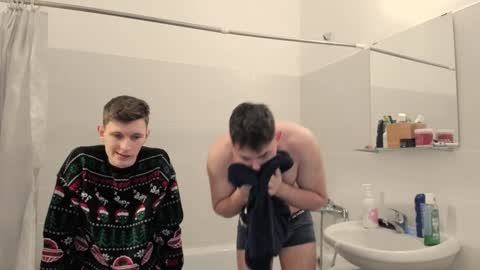 Snapshot of kevin_hornyyy chatting on January 2025 03:27:01 PM kevin online show from January 2025 03:27:01 PM