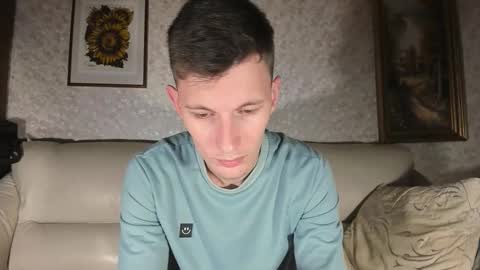 Snapshot of kevin_hornyyy chatting on October 2025 06:44:01 AM kevin online show from October 2025 06:44:01 AM