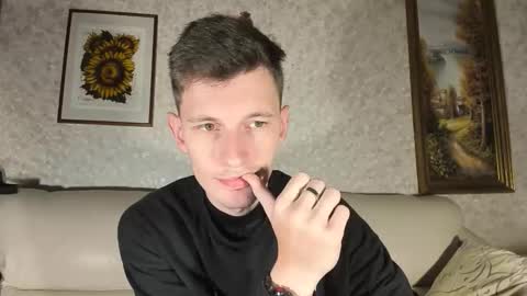 Snapshot of kevin_hornyyy chatting on October 2025 06:58:02 AM kevin online show from October 2025 06:58:02 AM