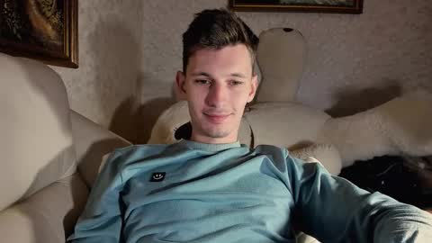 Snapshot of kevin_hornyyy chatting on October 2025 10:33:02 AM kevin online show from October 2025 10:33:02 AM