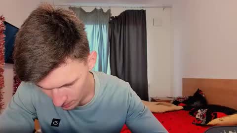 Snapshot of kevin_hornyyy chatting on October 2025 10:10:01 AM kevin online show from October 2025 10:10:01 AM