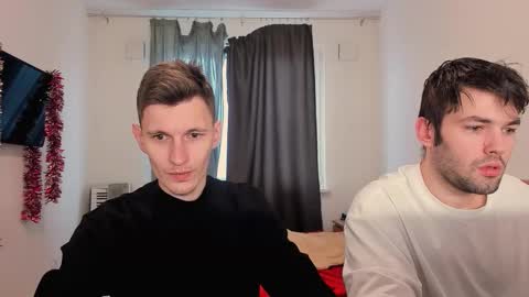 Snapshot of kevin_hornyyy chatting on November 2025 09:33:01 AM kevin online show from November 2025 09:33:01 AM