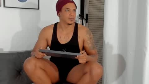 Snapshot of kevin_lance chatting on February 2025 08:22:02 AM Kevin Lance online show from February 2025 08:22:02 AM