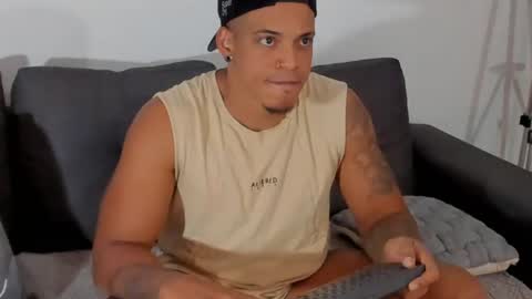 Snapshot of kevin_lance chatting on June 2026 07:44:02 AM Kevin Lance online show from June 2026 07:44:02 AM