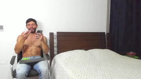 Snapshot of kevin_malone22 chatting on February 2025 04:33:01 AM kevin_malone22 online show from February 2025 04:33:01 AM