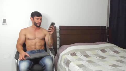 Snapshot of kevin_malone22 chatting on February 2025 12:36:02 AM kevin_malone22 online show from February 2025 12:36:02 AM