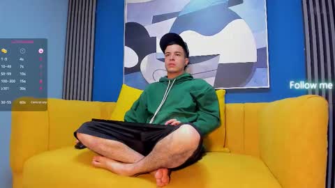 Snapshot of kevinn_blue chatting on October 2025 11:45:02 PM Sexy  Hot Kevin online show from October 2025 11:45:02 PM
