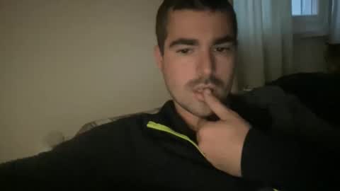 Snapshot of kevinpillobello chatting on November 2025 03:13:02 PM kevinpillobello online show from November 2025 03:13:02 PM