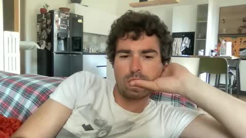 Snapshot of kevinpillobello chatting on April 2026 03:16:01 PM kevinpillobello online show from April 2026 03:16:01 PM