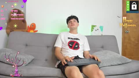 kevin and ottis online show from October 2025 04:05:01 AM