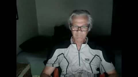 Snapshot of kevwestunder9696 chatting on October 2025 11:20:02 AM kevwestunder9696 online show from October 2025 11:20:02 AM