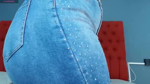 Keyla  online show from December 2025 11:51:01 AM