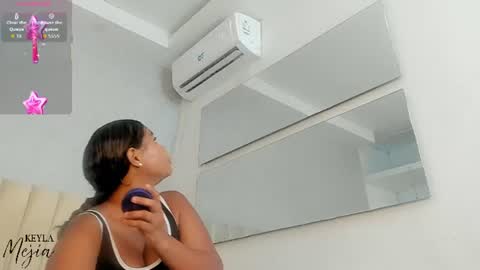 Snapshot of keyla_mejia chatting on July 2026 12:08:01 PM Keyla online show from July 2026 12:08:01 PM