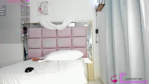 keyla online show from October 2025 12:45:02 PM