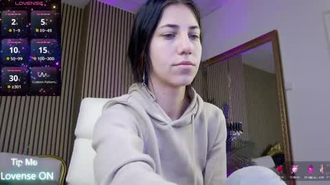 Snapshot of keylablair chatting on March 2025 04:21:01 AM KeylaBlair online show from March 2025 04:21:01 AM