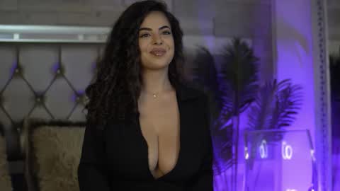 keylaconner online show from November 2025 04:03:02 AM