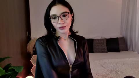 Snapshot of keylamiller1 chatting on December 2024 09:49:02 PM Keyla online show from December 2024 09:49:02 PM